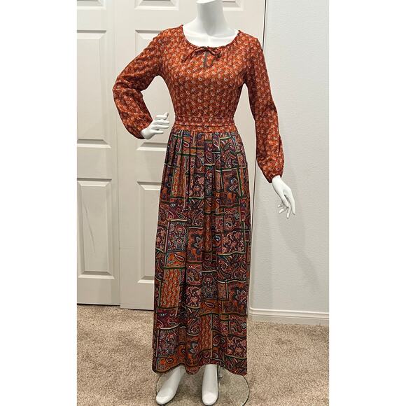 Vintage 60s Bleeker Street Disco Paisley Floral Dress - Size Small - Picture 1 of 8